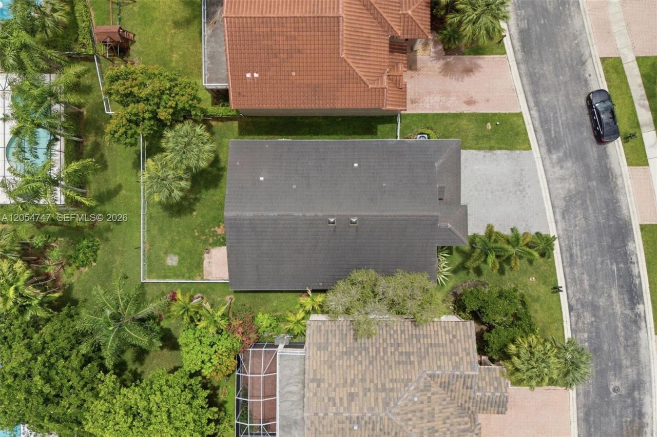 15645 SW 16th Ct, Pembroke Pines, FL 33027 Photo