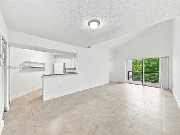 9735 Fontainebleau Blvd , Unit G310, Miami, FL 33172