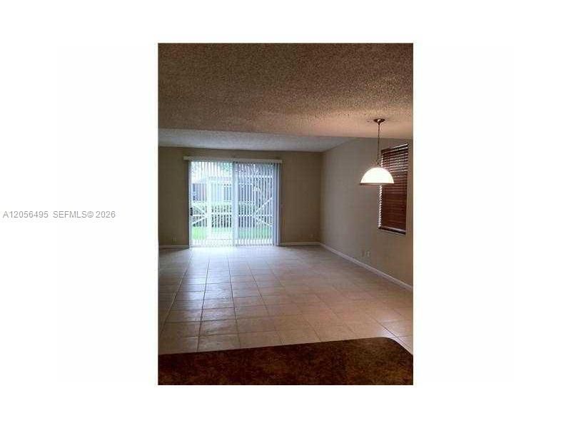 1621 Barcelona Way , Unit 6-32, Weston, FL 33327 Photo