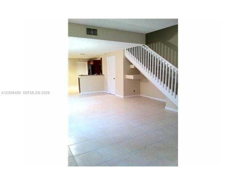 1621 Barcelona Way , Unit 6-32, Weston, FL 33327 Photo