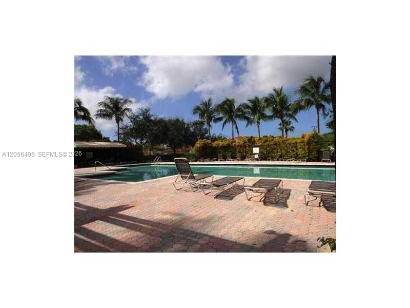 1621 Barcelona Way , Unit 6-32, Weston, FL 33327 Photo