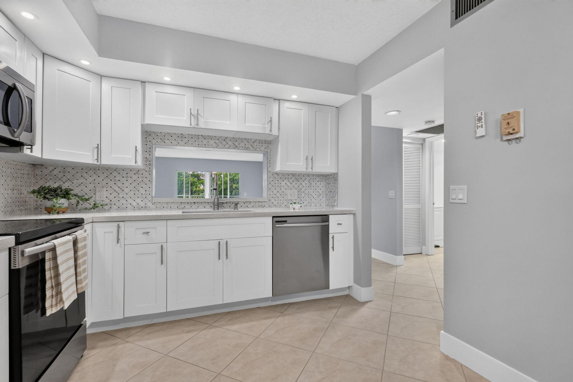 12500 SW 5th Court, Unit 308M, Pembroke Pines, FL 33027 Photo