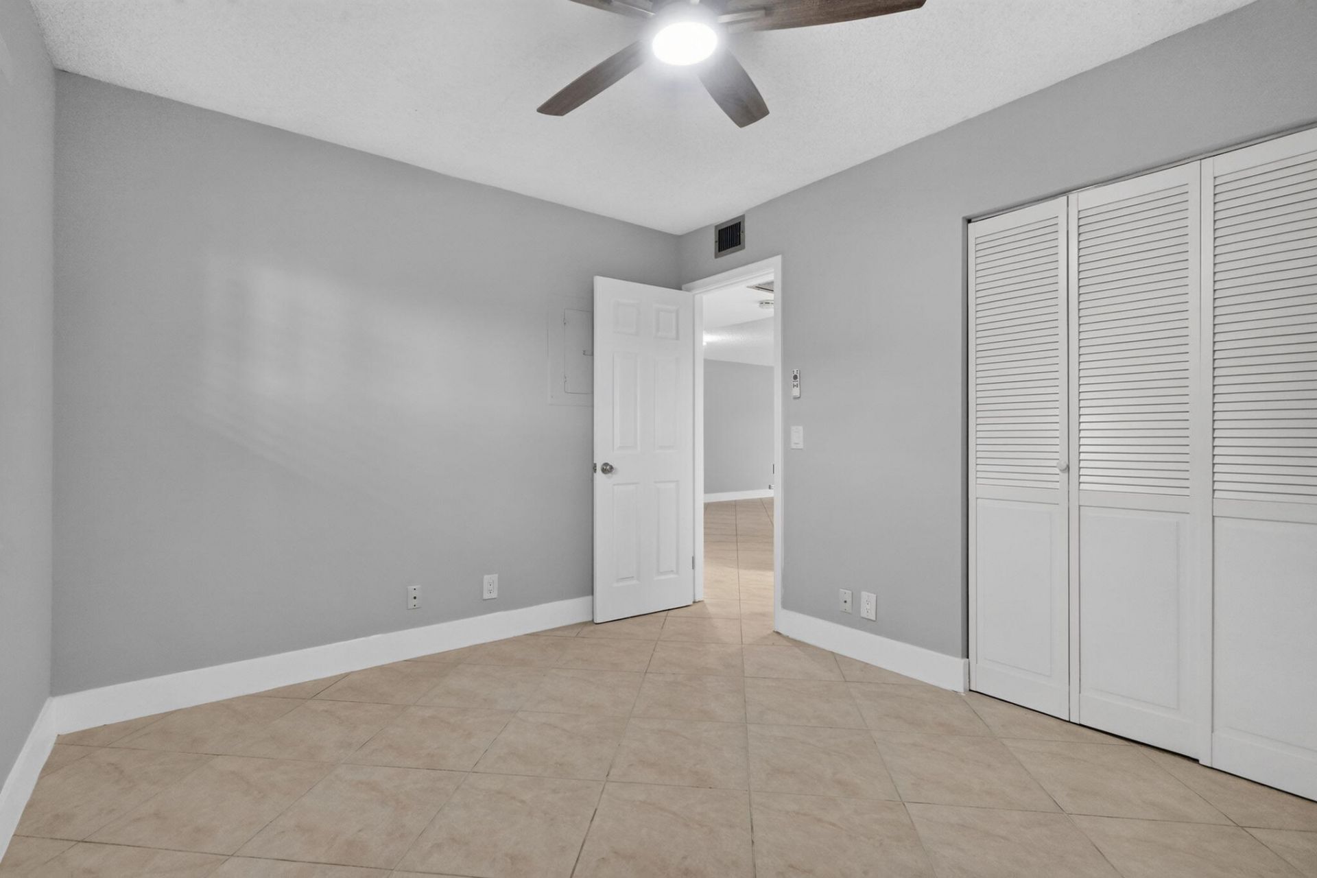 12500 SW 5th Court, Unit 308M, Pembroke Pines, FL 33027 Photo