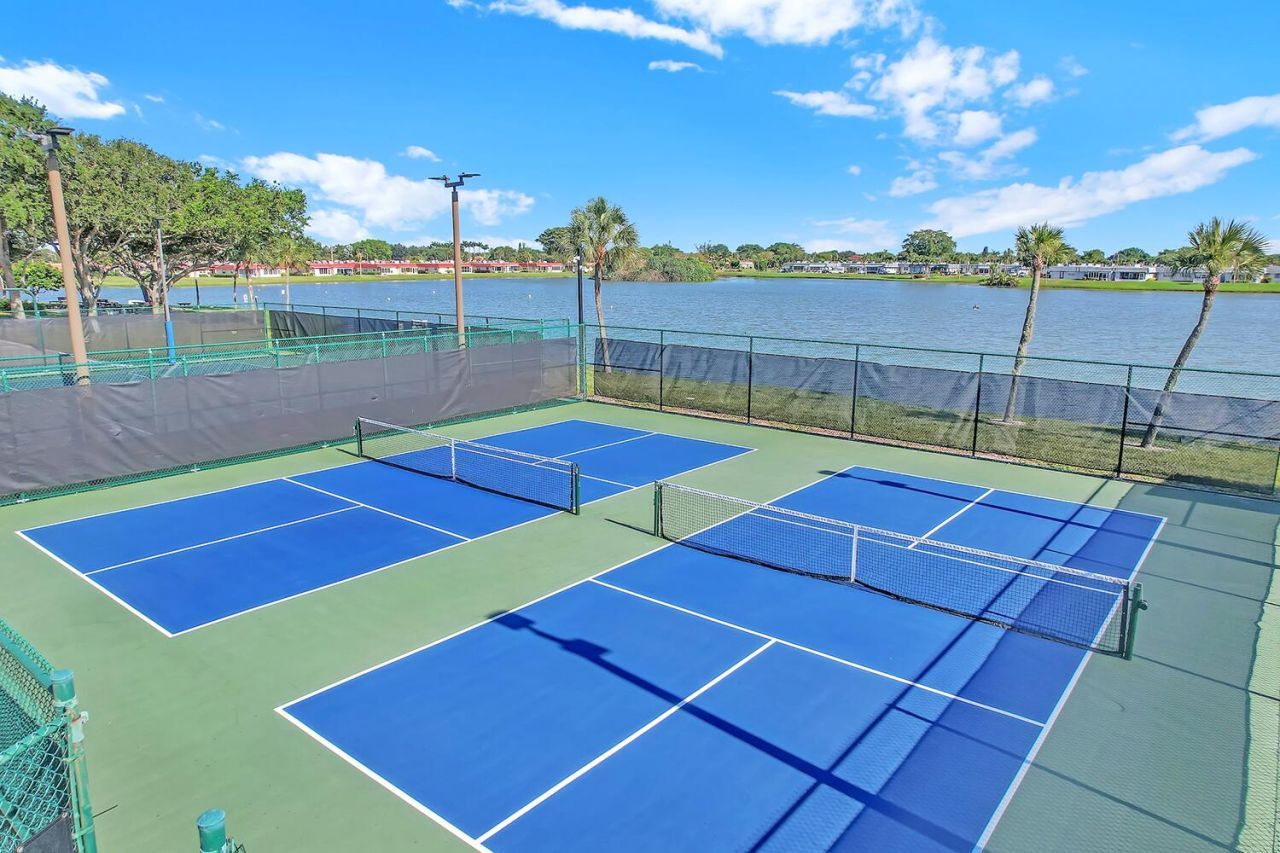 359 Saxony Trail, Unit H, Delray Beach, FL 33446 Photo
