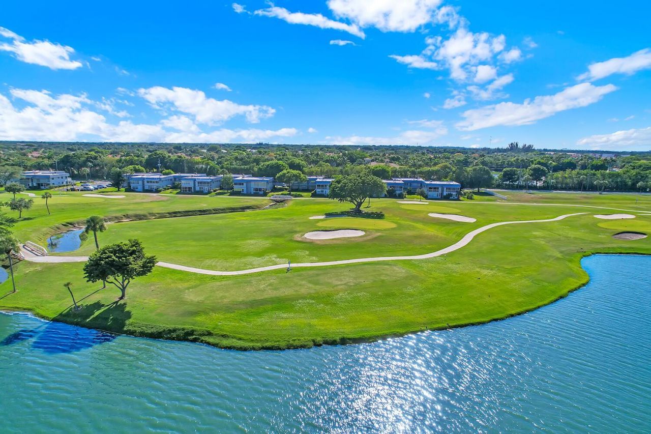 359 Saxony Trail, Unit H, Delray Beach, FL 33446 Photo