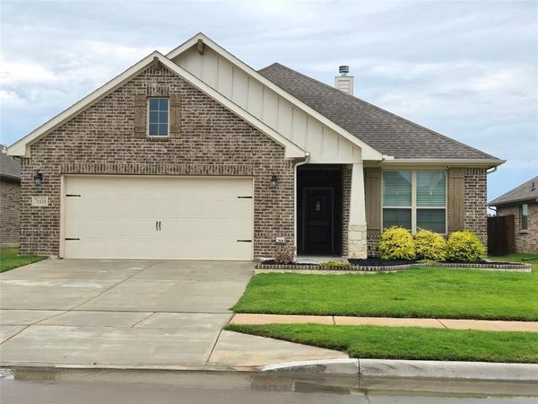 7608 Rothbury Drive, Fort Worth, TX 76179