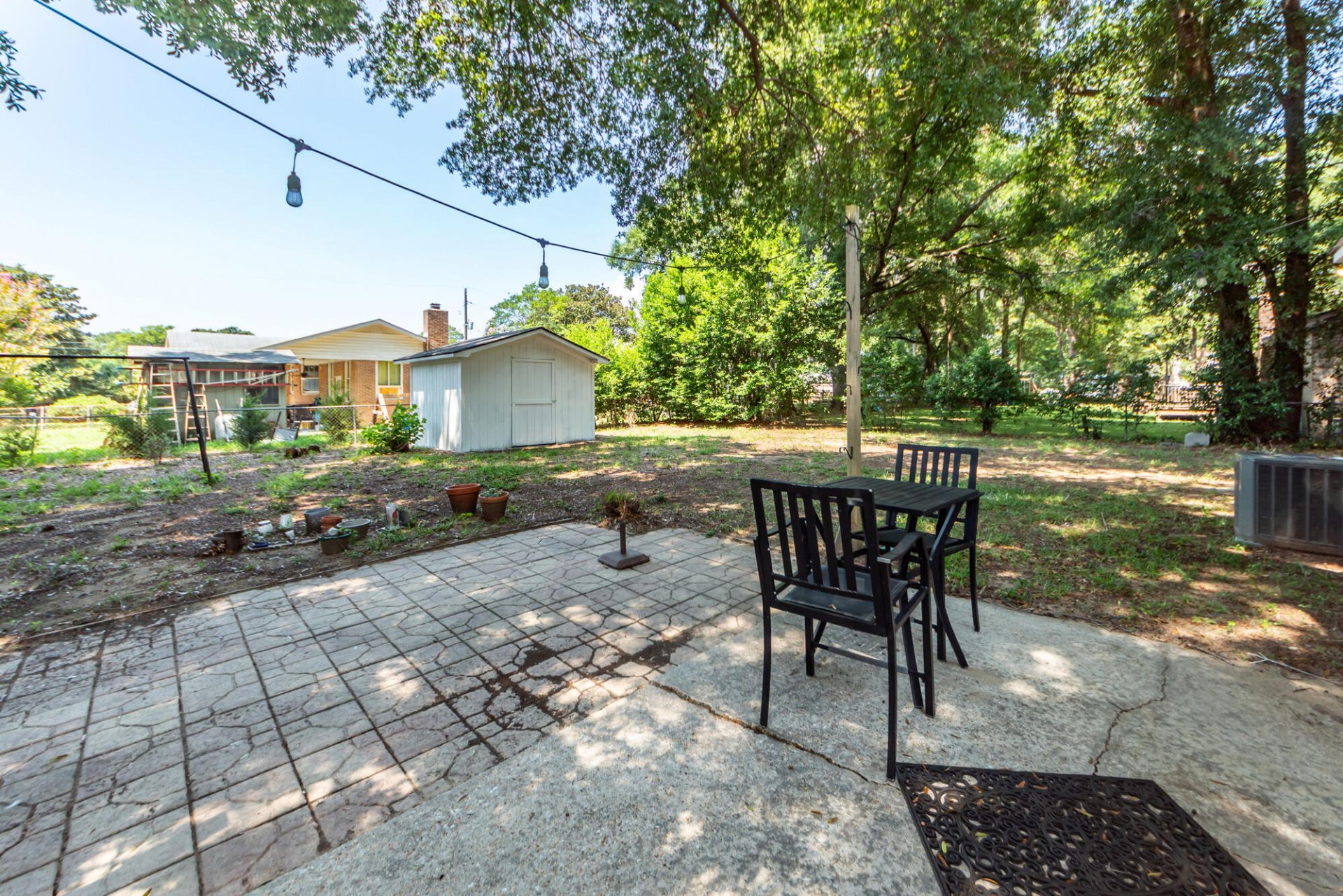 765 Leafwood Road Photo 32
