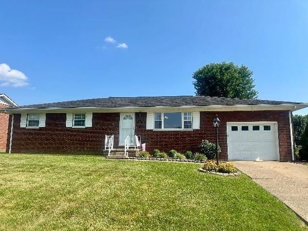 44 Walnut Lane, Huntington, WV 25704