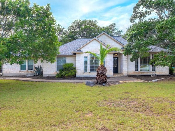 157 Park Road, Bandera, TX 78003