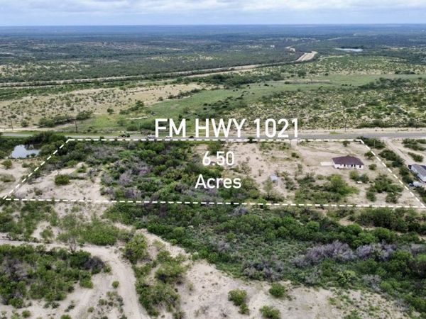 17059 FM 1021, El Indio, TX 78860