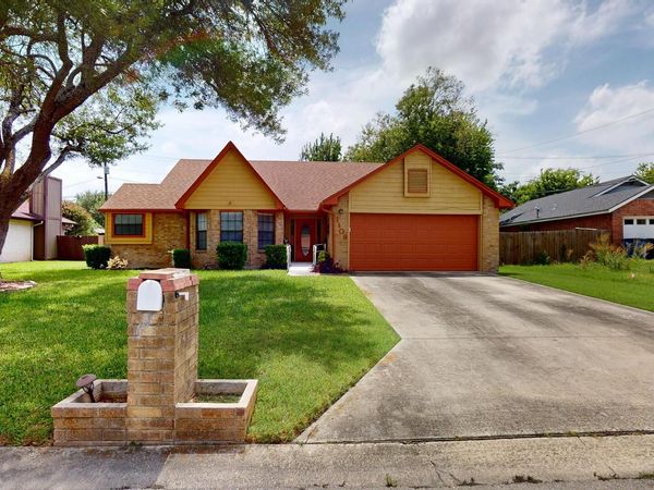 1108 Sunrise, New Braunfels, TX 78130