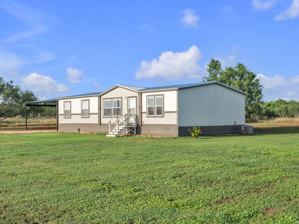 20 Brite, Pleasanton, TX 78064