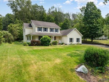 1 Butternut Road , New Hartford, NY 13413