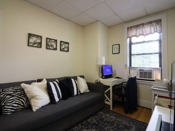120 Babcock St, Unit #32B, Brookline, MA 02446