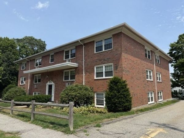 47 Alvarado Avenue, Unit 3B, Worcester, MA 01604