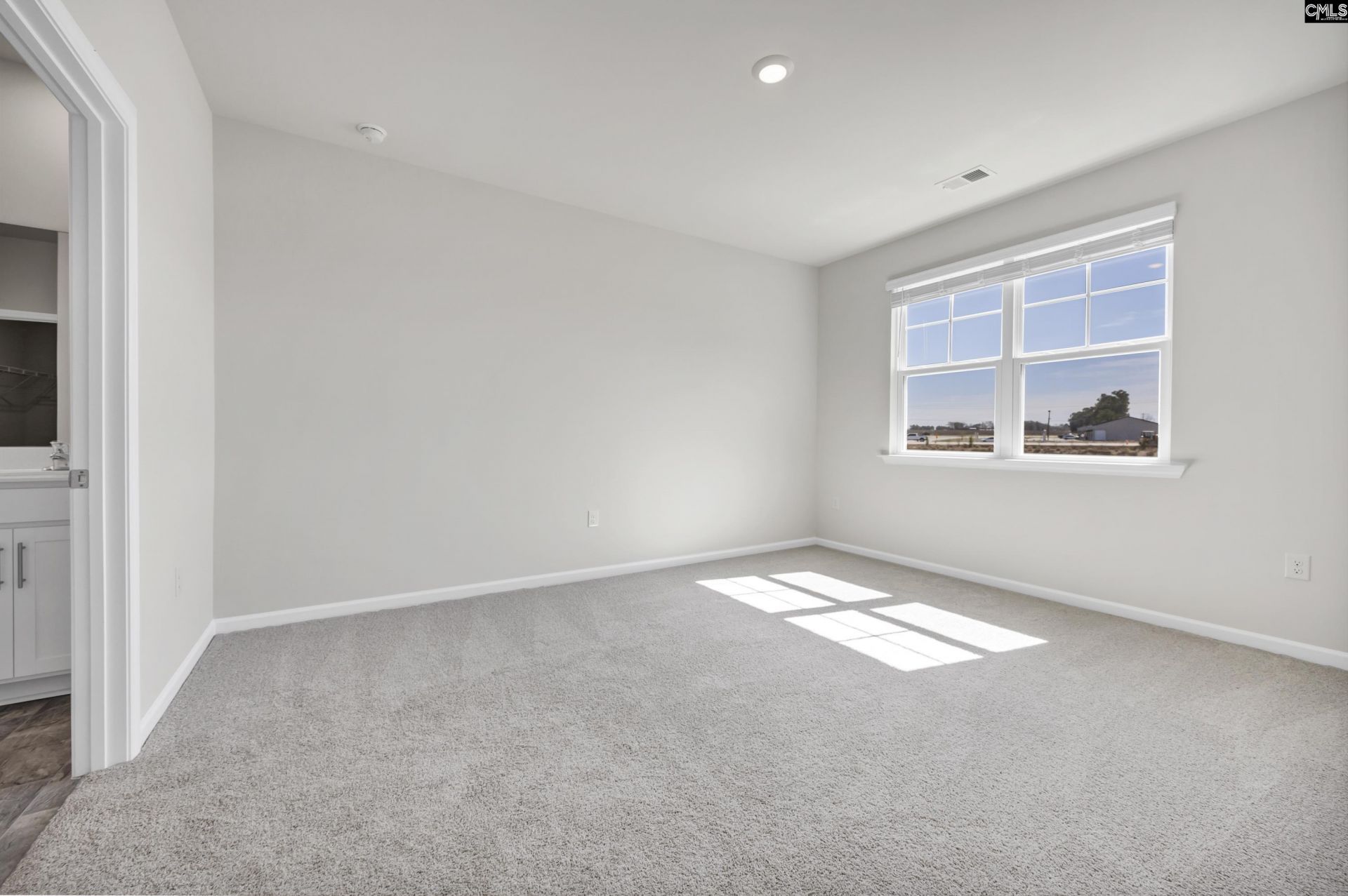280 Roundtree Road  Photo 16