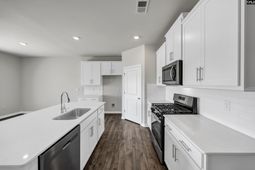 280 Roundtree Road  photo 4