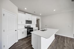 280 Roundtree Road  photo 4