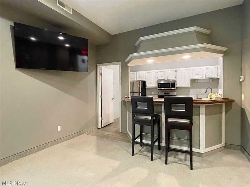 2112 Acacia Park Drive , Unit 323, Lyndhurst, OH 44124 Photo 12