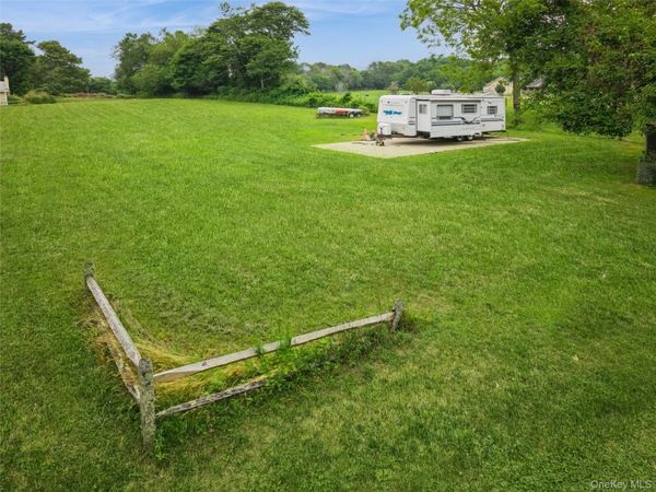 River Road , Calverton, NY 11933