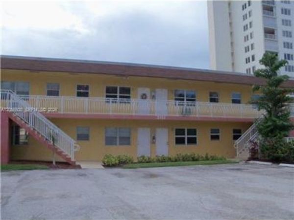2121 N Ocean Blvd , Unit 1, Fort Lauderdale, FL 33305