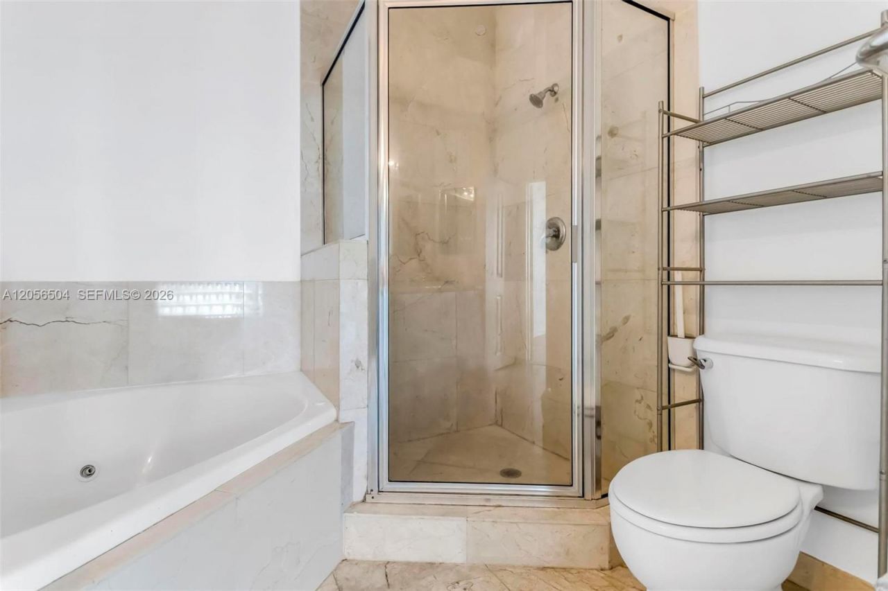 7900 Harbor Island Dr, Unit PH19, North Bay Village, FL 33141 Photo
