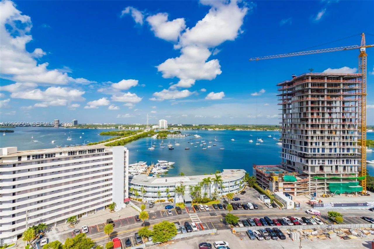 7900 Harbor Island Dr, Unit PH19, North Bay Village, FL 33141 Photo