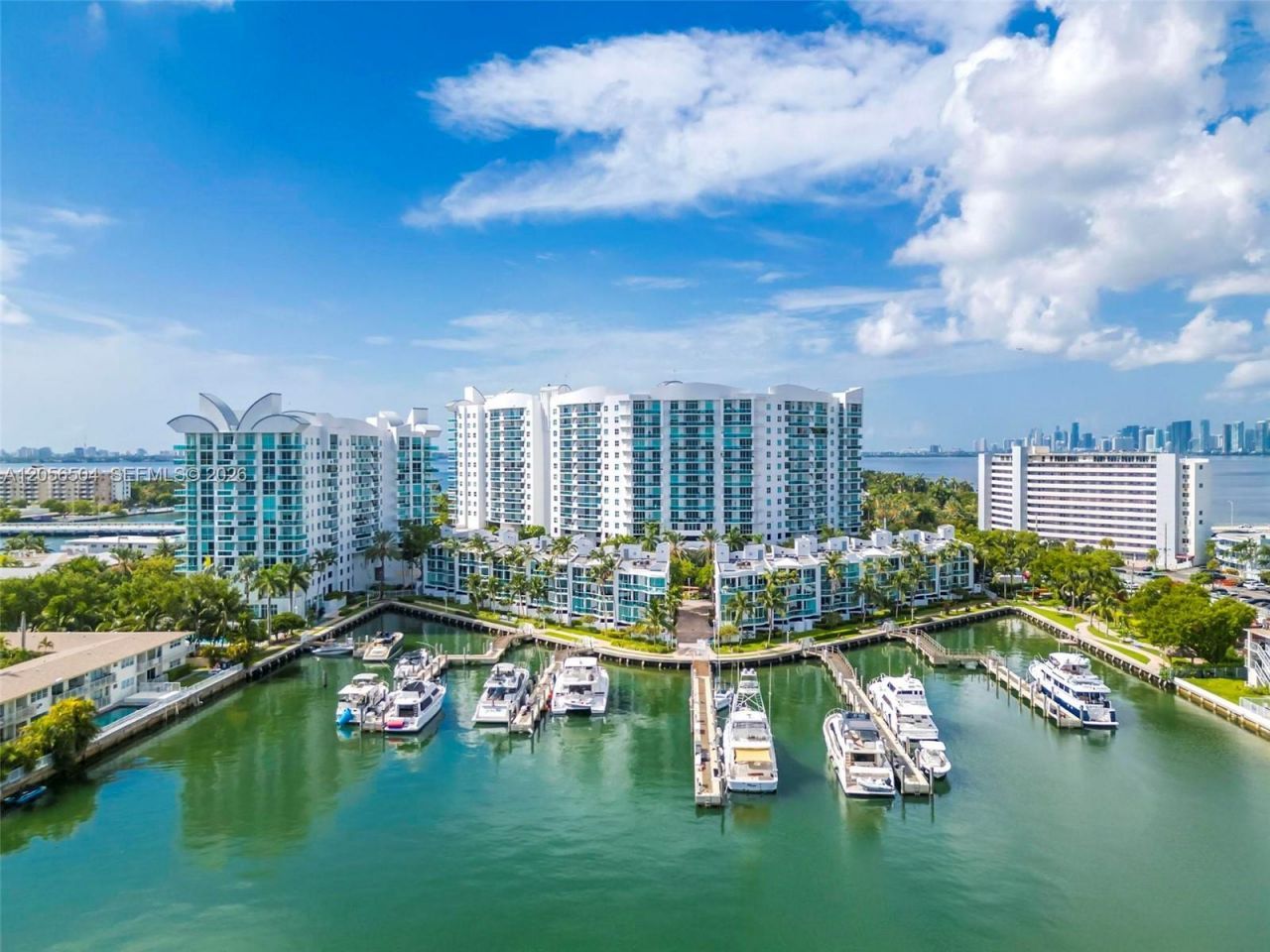 7900 Harbor Island Dr, Unit PH19, North Bay Village, FL 33141 Photo