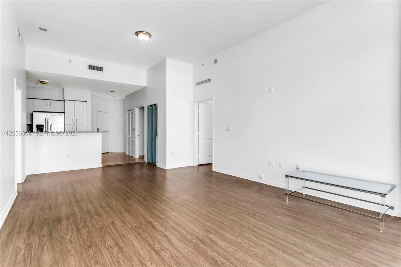 7900 Harbor Island Dr, Unit PH19, North Bay Village, FL 33141 Photo