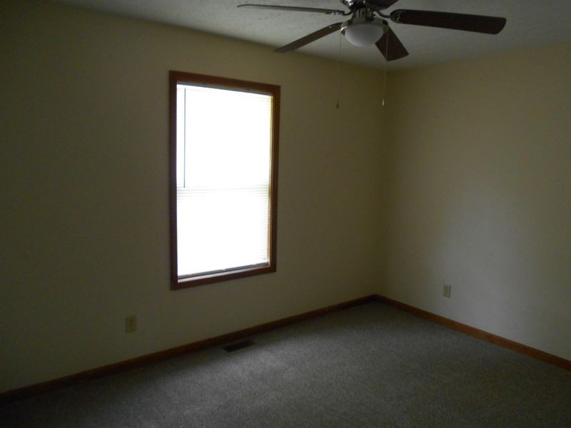 404 N Rhonda Drive, Falmouth, KY 41040 Photo 10