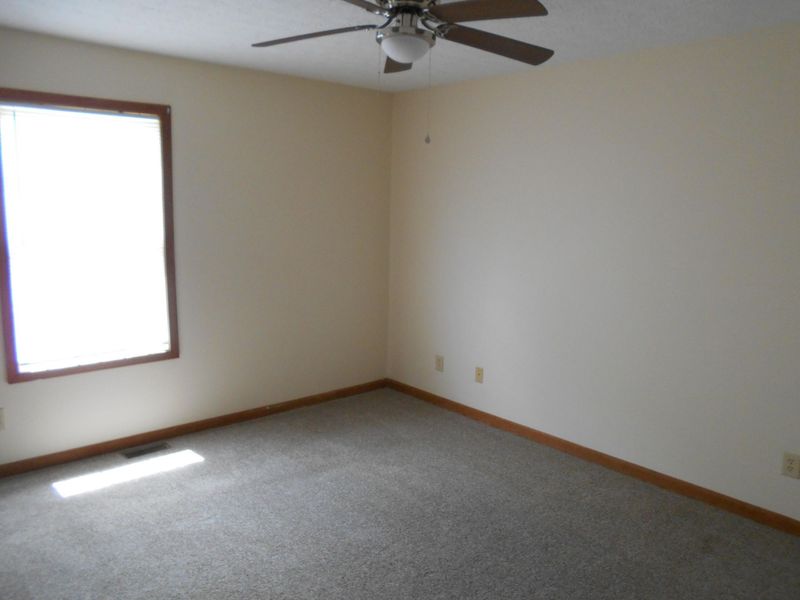 404 N Rhonda Drive, Falmouth, KY 41040 Photo 8