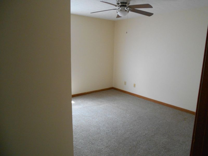 404 N Rhonda Drive, Falmouth, KY 41040 Photo 9