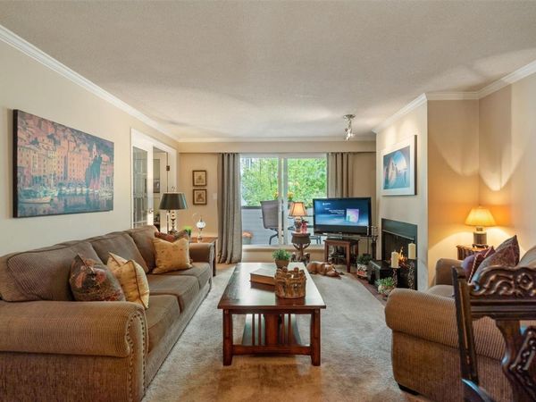 1068 Tolmie Ave , Unit #303, Saanich, BC V8X 4T4