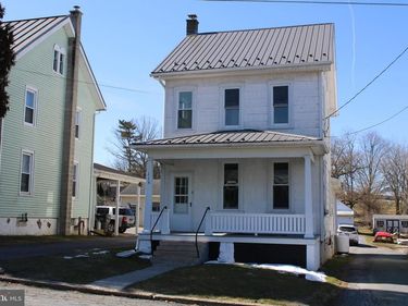 115 SPRING GROVE ROAD , EAST EARL, PA 17519