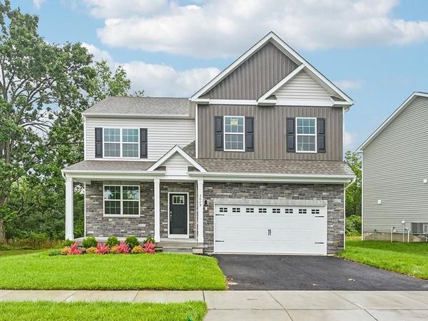 3029 MARTHA WAY, PENNSBURG, PA 18073