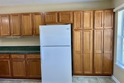 112 Hardee Avenue photo 4