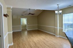 112 Hardee Avenue photo 4