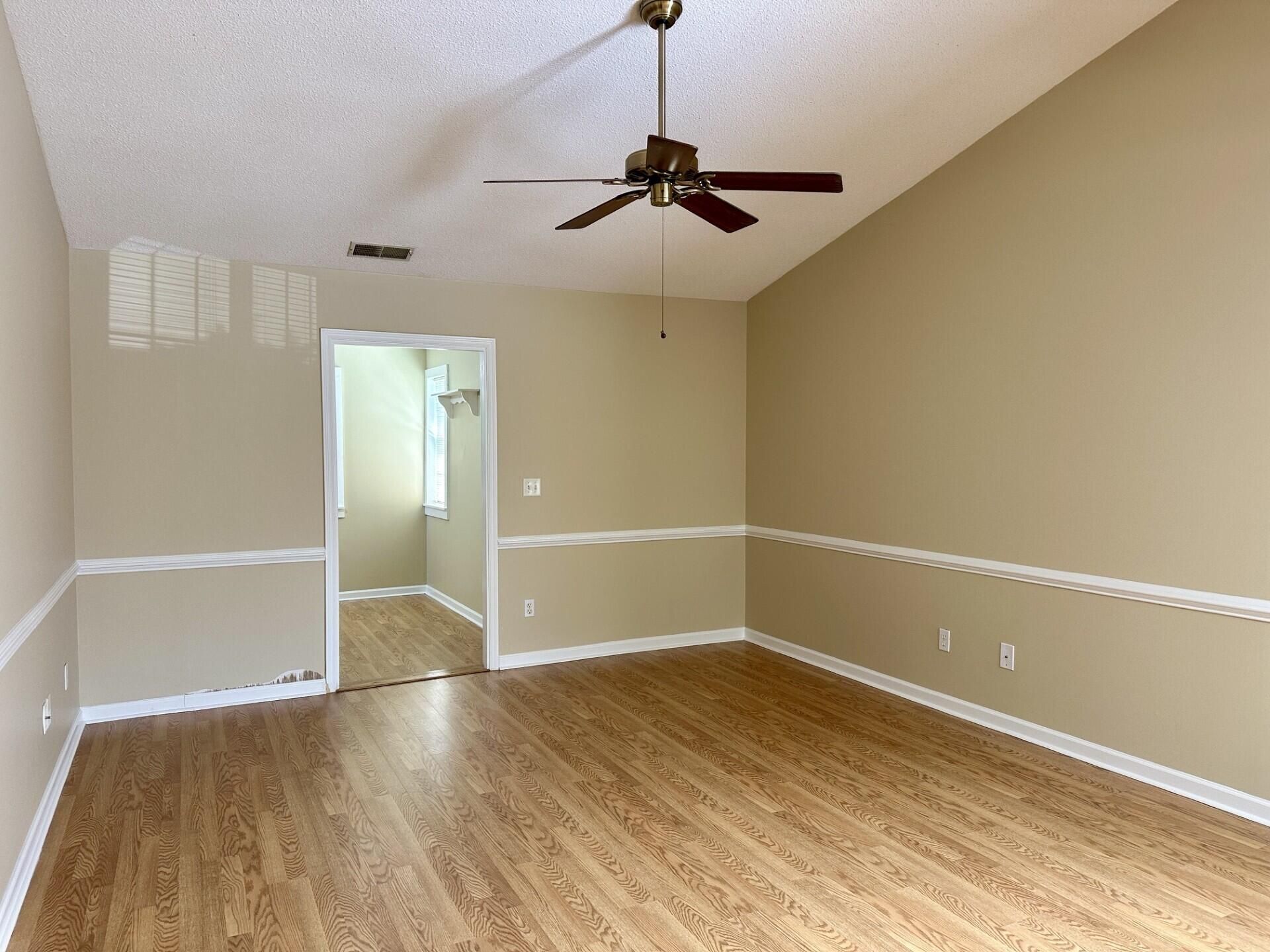 112 Hardee Avenue Photo 6