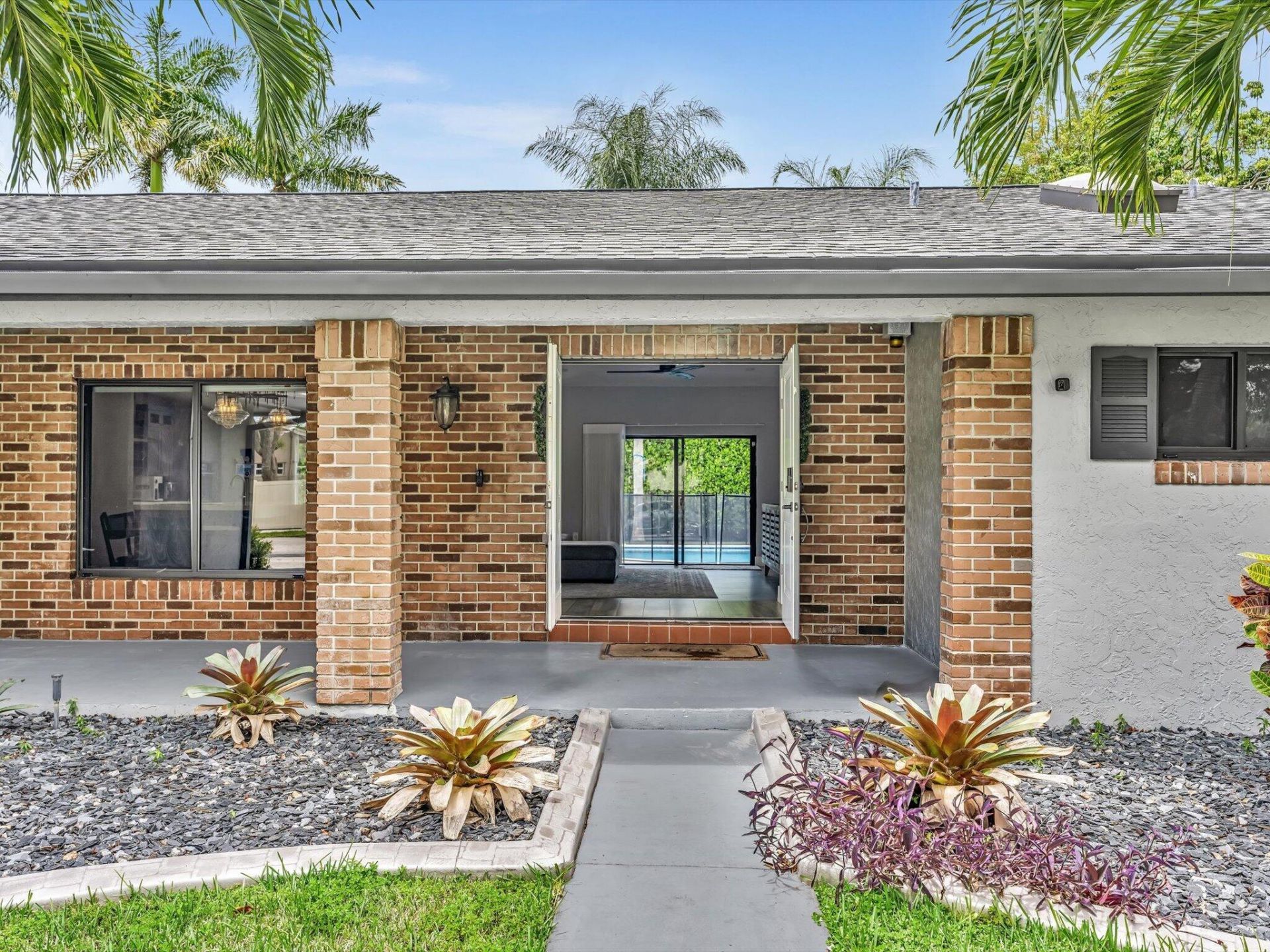 1341 White Stone Way, Davie, FL 33325 Photo