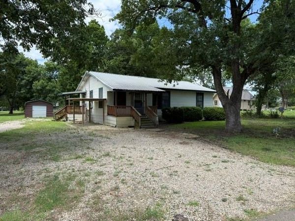 157 CR 4320 , Enloe, TX 75441