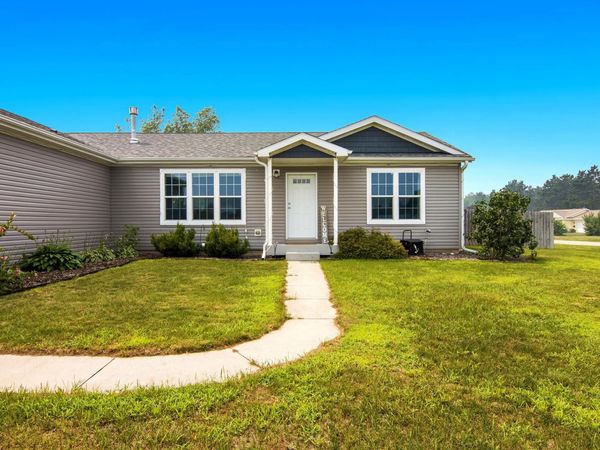 1995 Hansen Circle, Traverse City, MI 49685