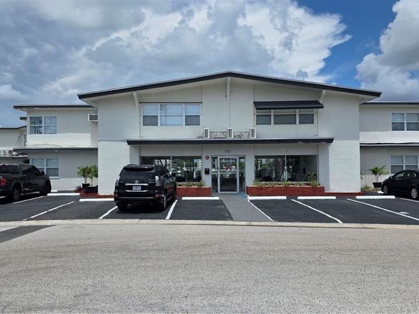 621 BAY ESPLANADE , CLEARWATER BEACH, FL 33767