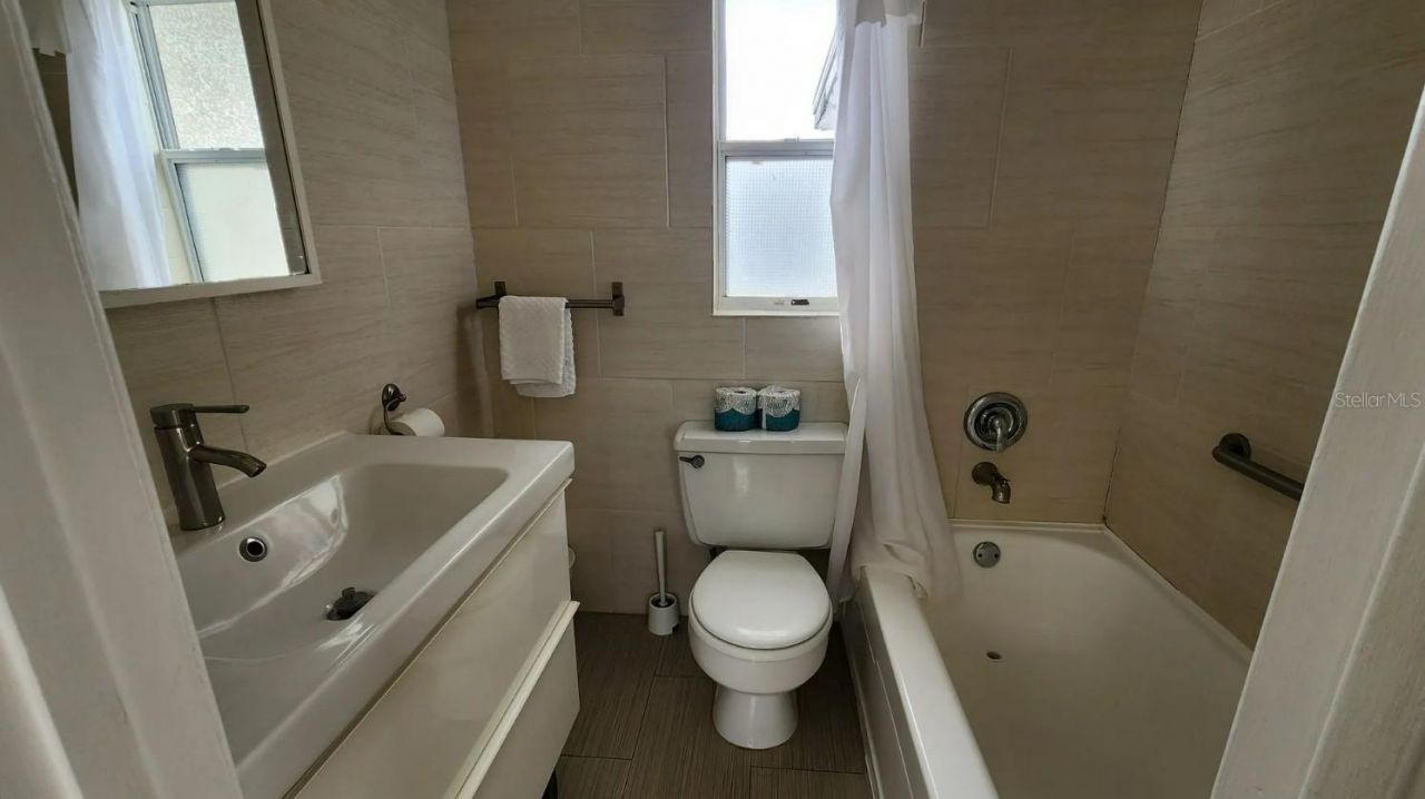 621 Bay Esplanade , Clearwater Beach, FL 33767 Photo