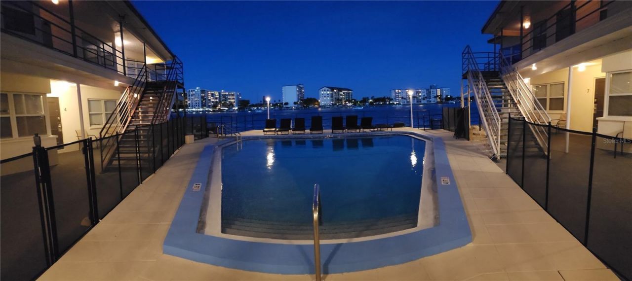 621 Bay Esplanade , Clearwater Beach, FL 33767 Photo