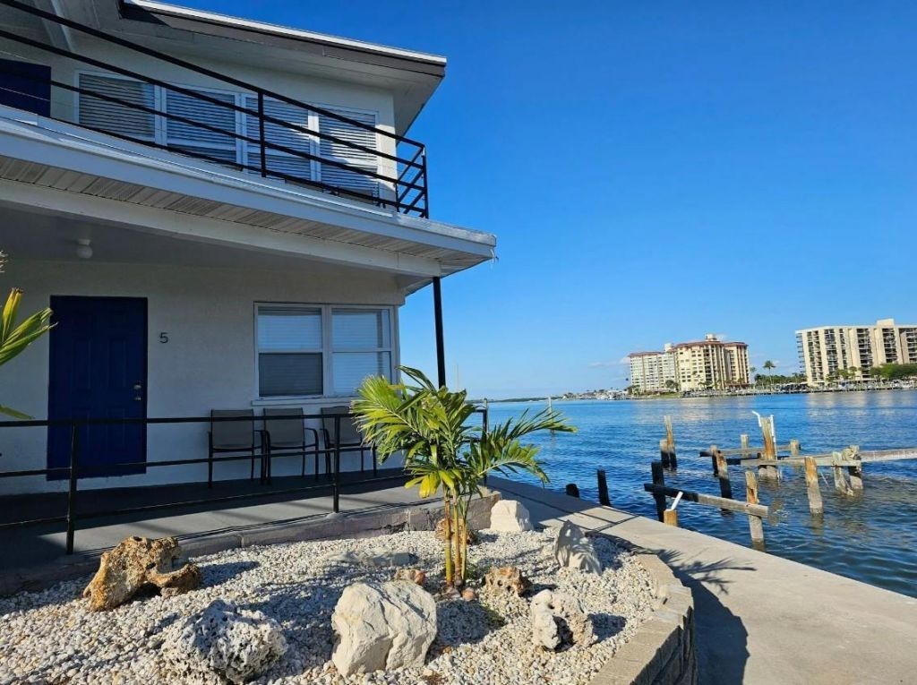 621 Bay Esplanade , Clearwater Beach, FL 33767 Photo