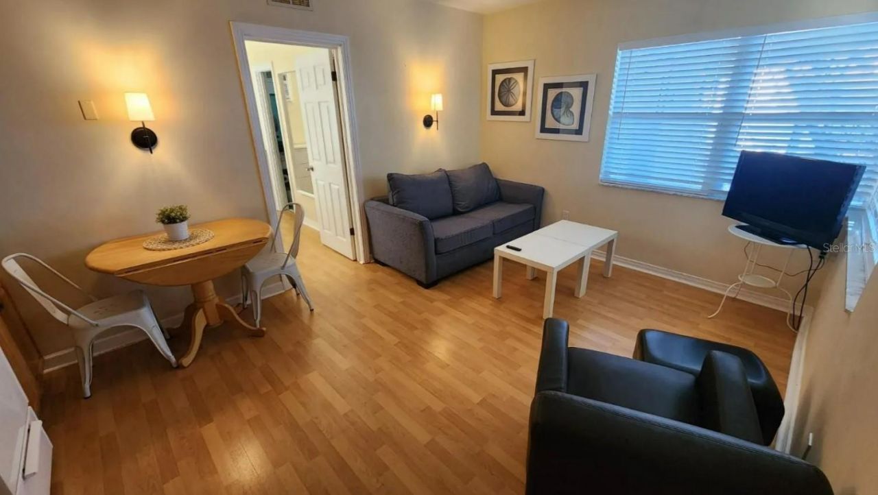 621 Bay Esplanade , Clearwater Beach, FL 33767 Photo