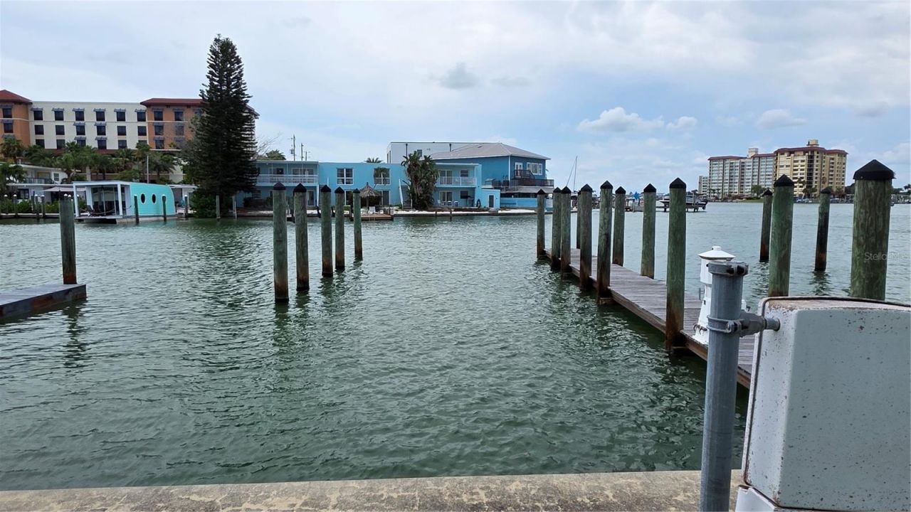 627 Bay Esplanade , Clearwater Beach, FL 33767 Photo