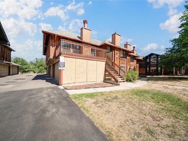 1300 S Carson Way, Aurora, CO 80012