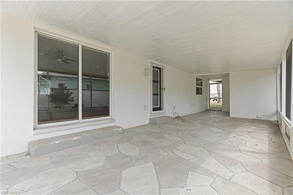 455 Donora Blvd, Fort Myers Beach, FL 33931 Photo