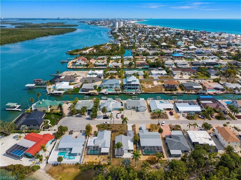 455 Donora Blvd, Fort Myers Beach, FL 33931 Photo